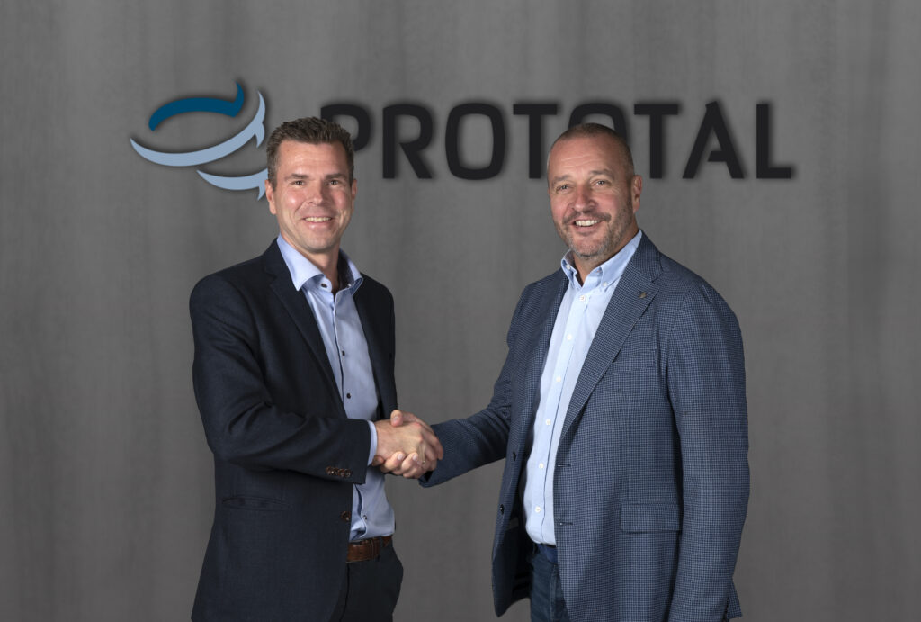 Henrik Lundell blir marknadsdirektör och Jan Löfving tar över som vd. Rollerna tillträddes den 1 oktober. Foto: Prototal